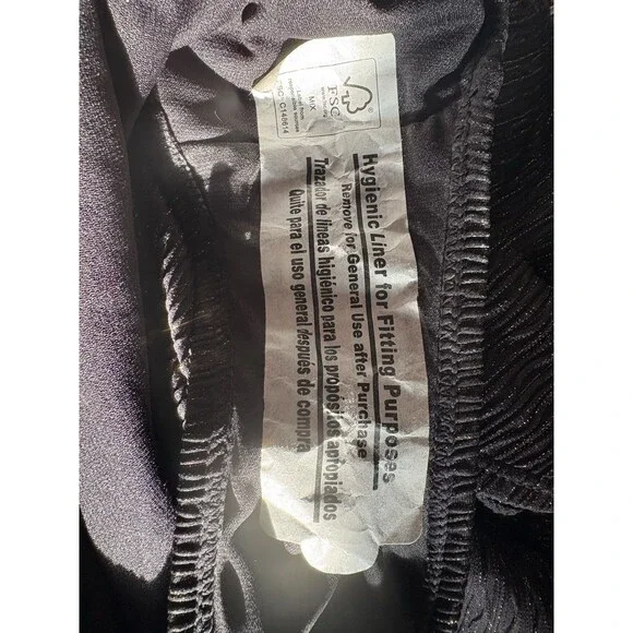 Time And Tru Women’s One Piece Swimsuit Cut Out Black/Gold 	 NWT Size L 12-14 - Picture 9 of 10